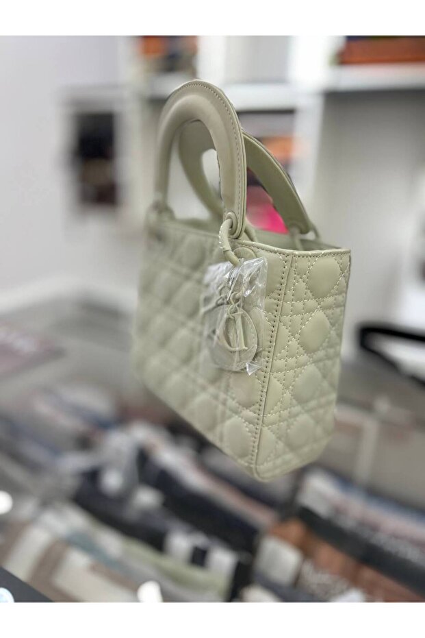 Bej Aksesuar Detaylı El Çantası - 5