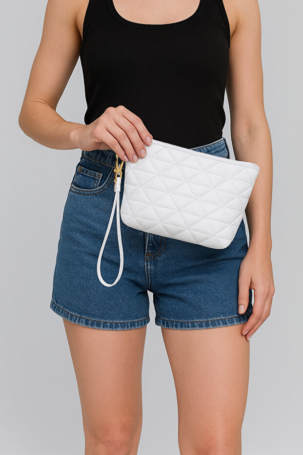 Women's White Triangle Patterned Travel Cosmetic Beach Makeup Clutch Hand Bag Organizer Makeup Bag