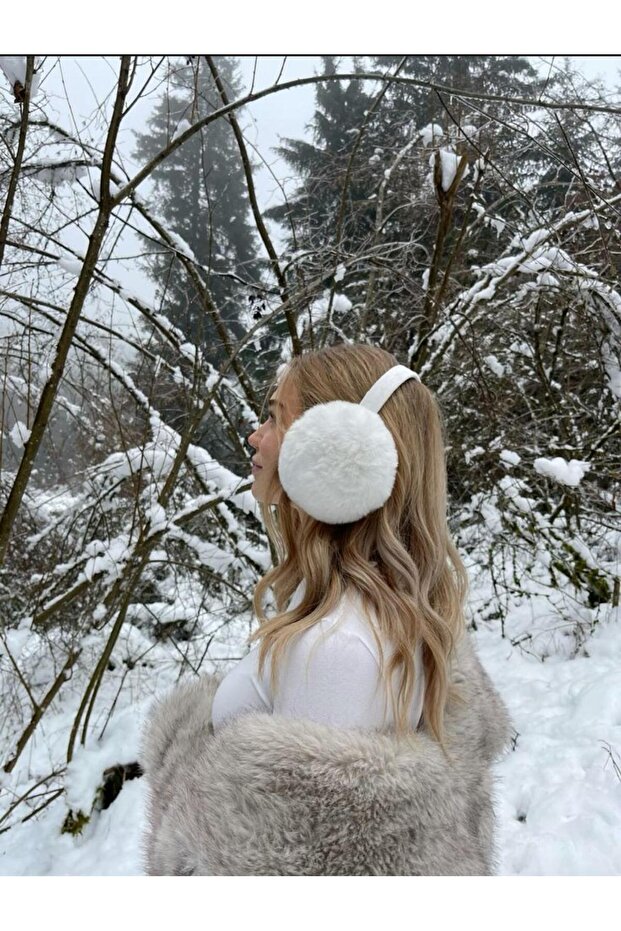 White Women Plush Earmuffs Soft Furry Foldable Ear Warmer Winter Ear Muffs
