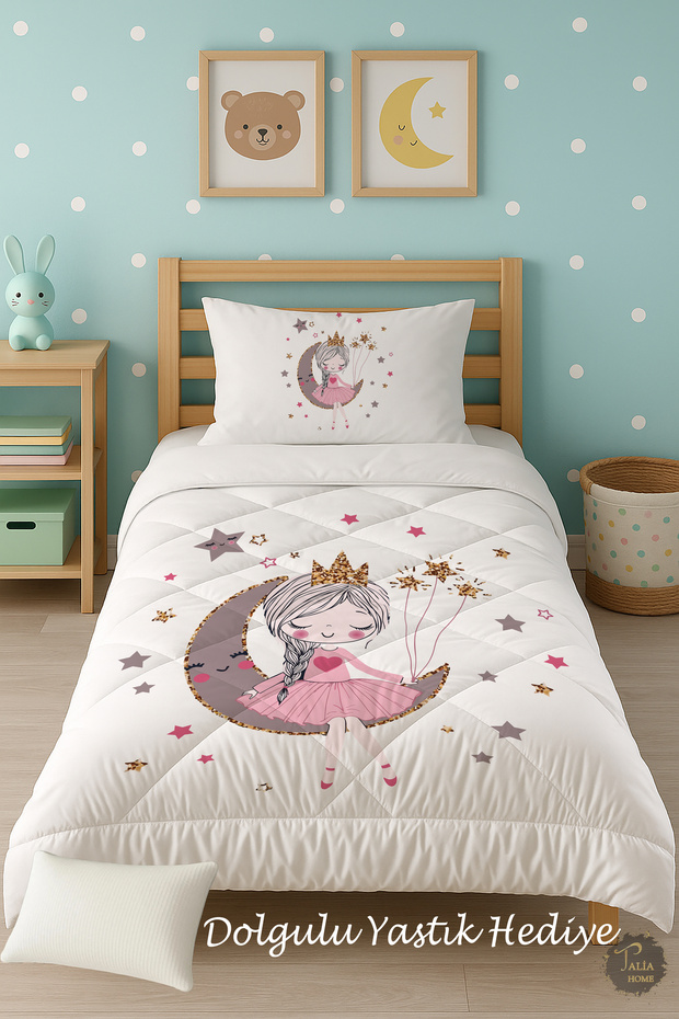 Girl Sitting on the White Moon Single Children's Quilt Sleeping Set