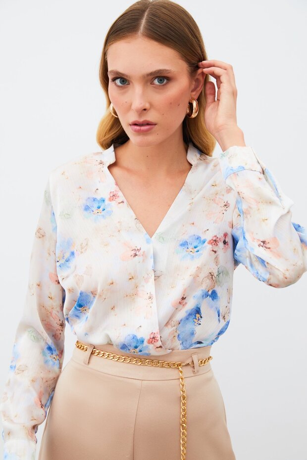 بلوزة منقوشة بصف أزرار واحد - أزرق - 7