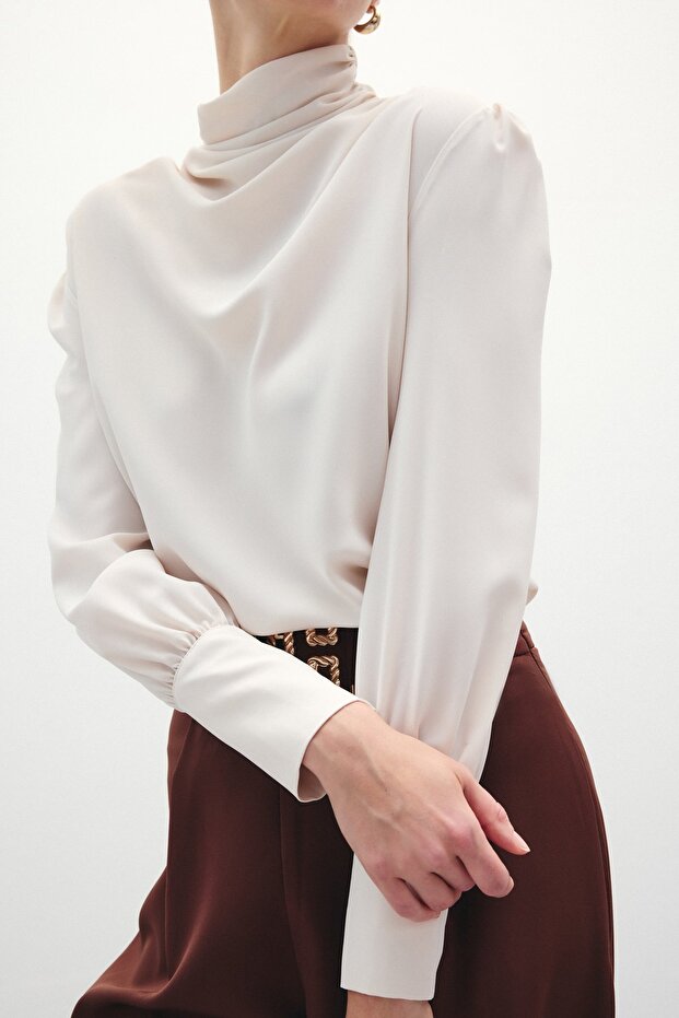 Drape Detaylı Bluz - Bej - 7