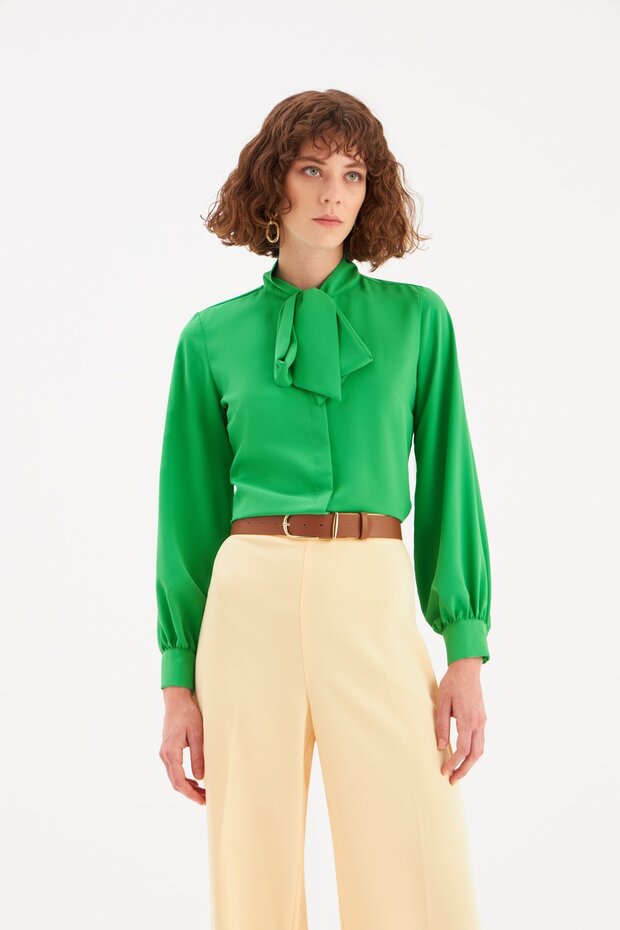 Tie Collar Plain Shirt - Green