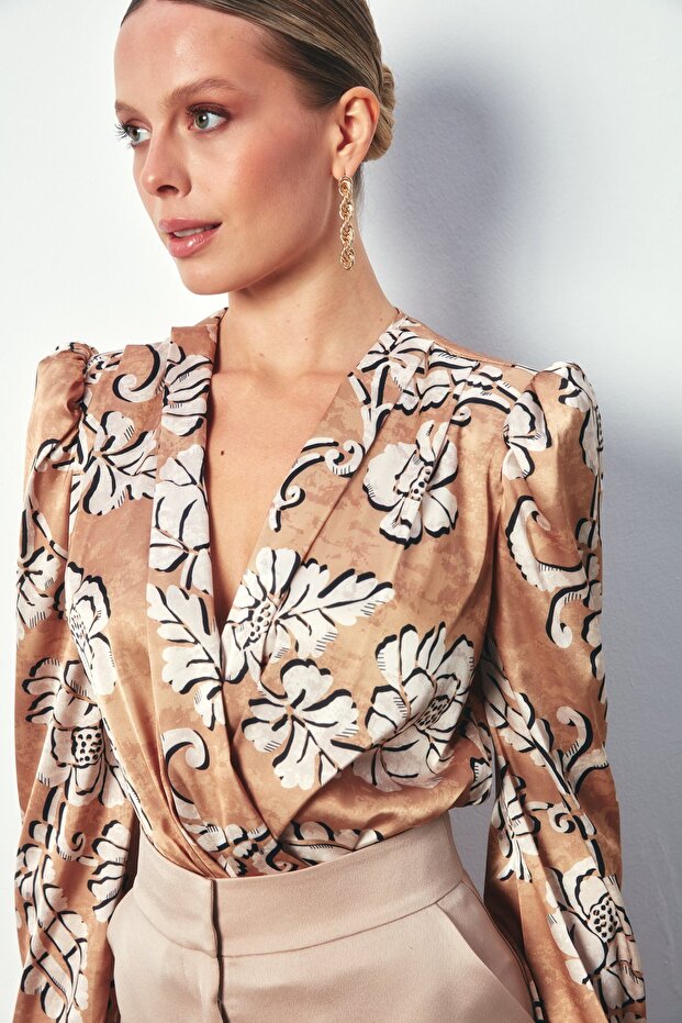 Patterned Bodysuit Blouse - Camel - 4