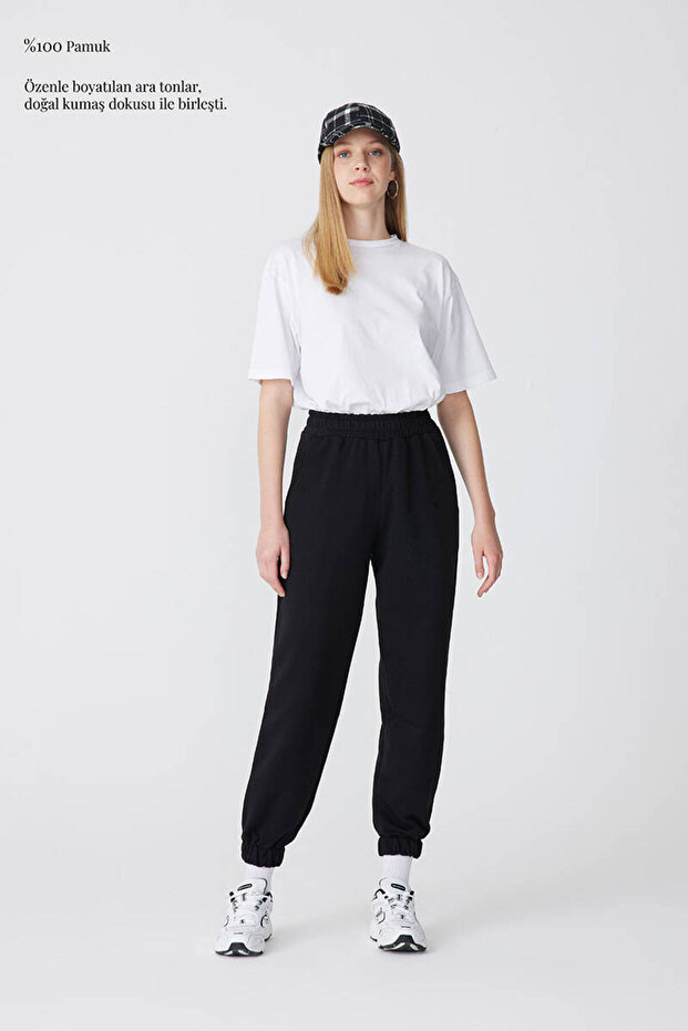 بنطال رياضي أسود من JOGGER