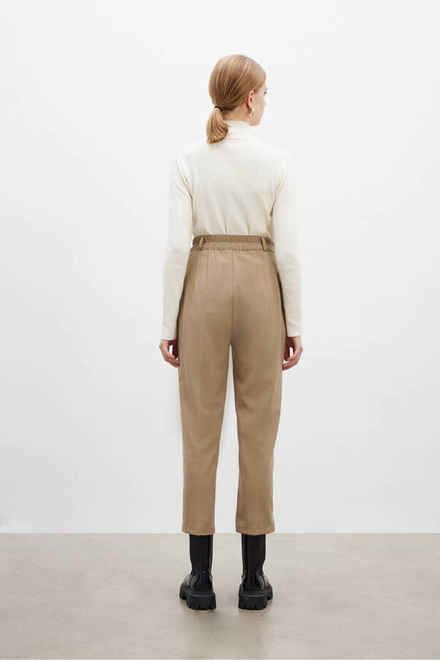 KUM ÜTÜ İZLİ PANTOLON - 8