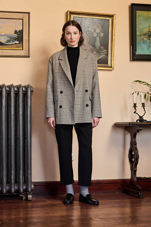Blazer with Pacquered Pattern - 2