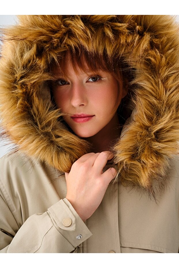 LF2036677 Model Palton de damă - 6