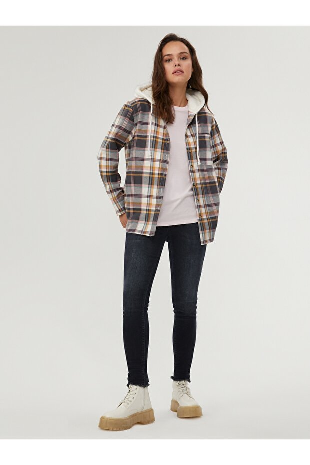 Nicole Skinny Fit Women's Trousers