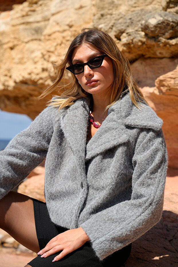 سترة مزدوجة الصدر مبطنة بأزرار وتطريز - 5