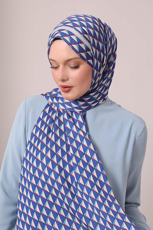 Cobalt Blue triangle pattern club shawl