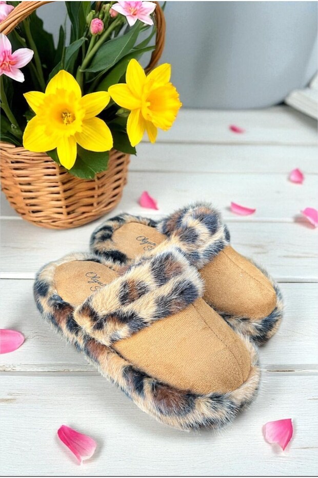 Indoor Plush Furry Closed Front Eva Sole Gift Slippers Brown Leopard