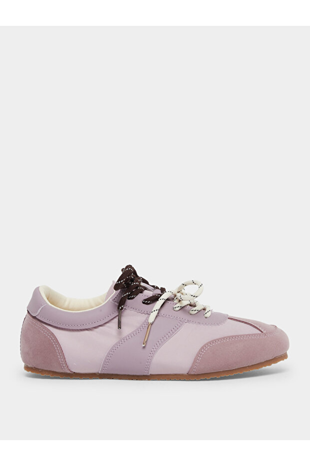 Classic Dual Tone Lace-Up Sneakers