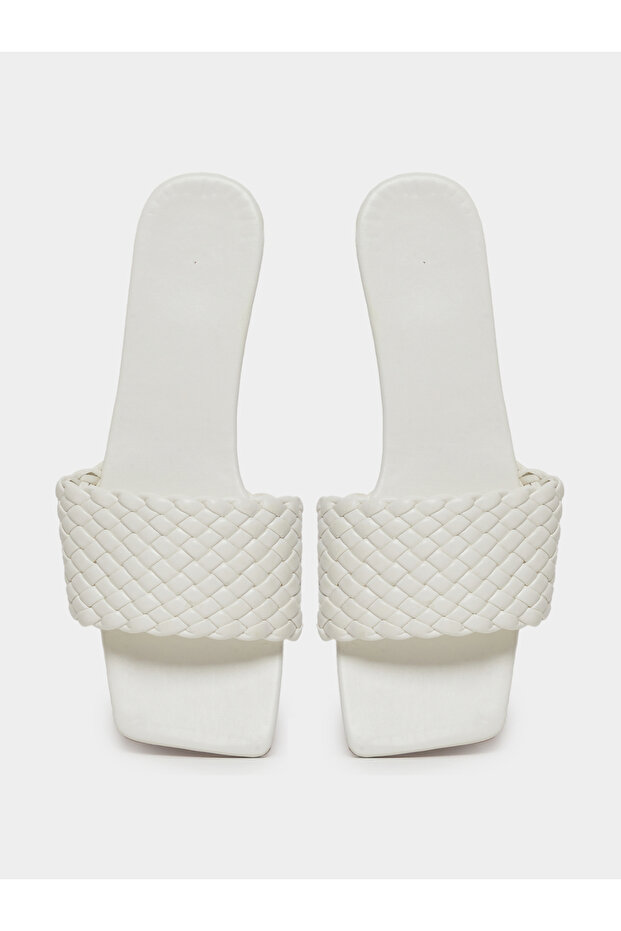 Solid Textured Weaving Flat Sandals - 5