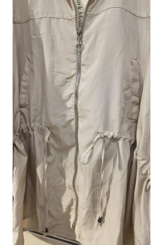 معطف واق من المطر بنمط عادي مع سحاب - 4