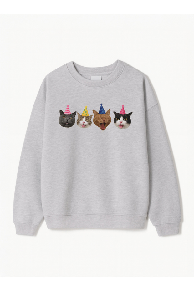 Women's Oversize Fit Sweatshirt Pawty Time Printed – Crew Neck, 3 Thread Fleece