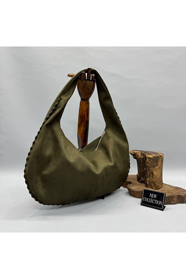 حقيبة يد نسائية من جلد الغزال بتصميم نصف قمر - 1