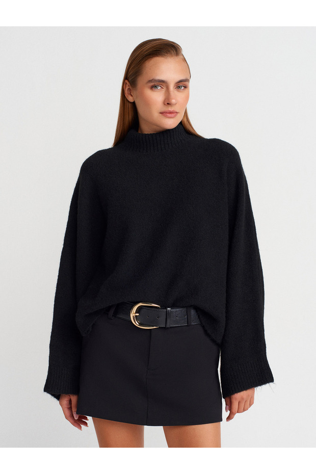 10817 Soft Textured Batwing Sleeve Knit Sweater-Black