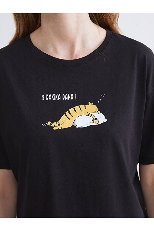 Shining Store'dan Işıltılı Seçimler | Bisiklet Yaka Baskılı Kadın Şortlu Pijama Takımı - 3