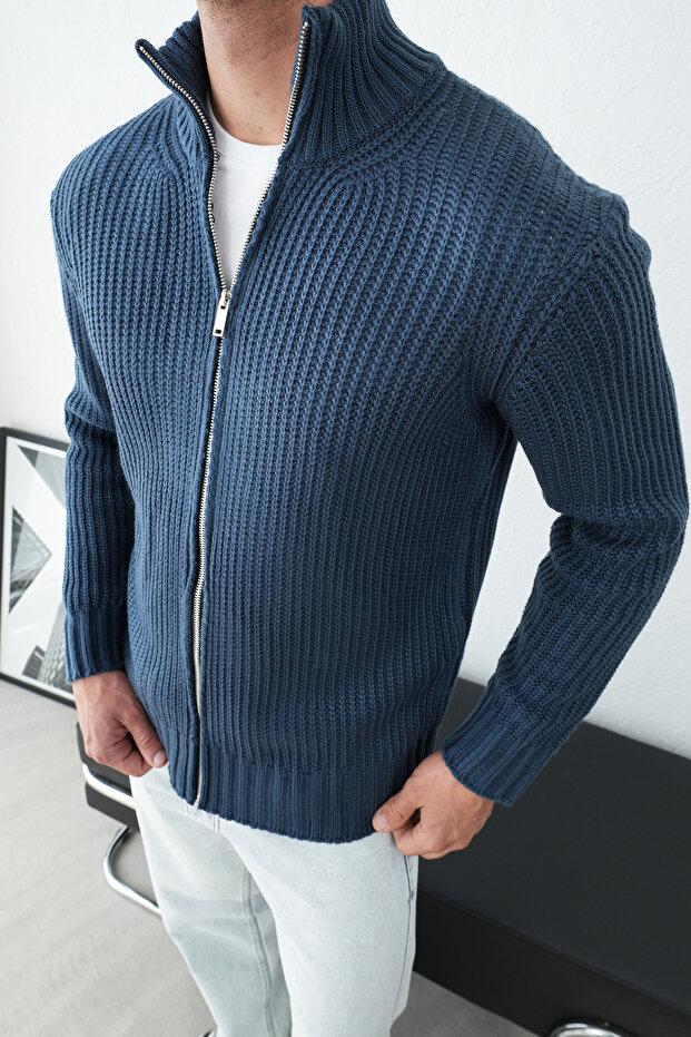 Fermuarlı Örme Kalın Hırka - 1