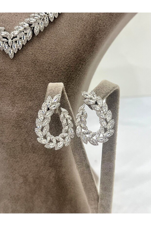 Zirkon Taşlı Çelik Silver Model Set (Set8) - 2