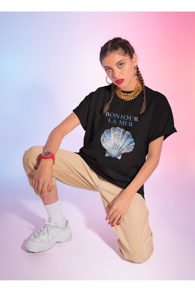 Unisex Black T-Shirt / 95% Cotton Premium Quality / Regular Fit