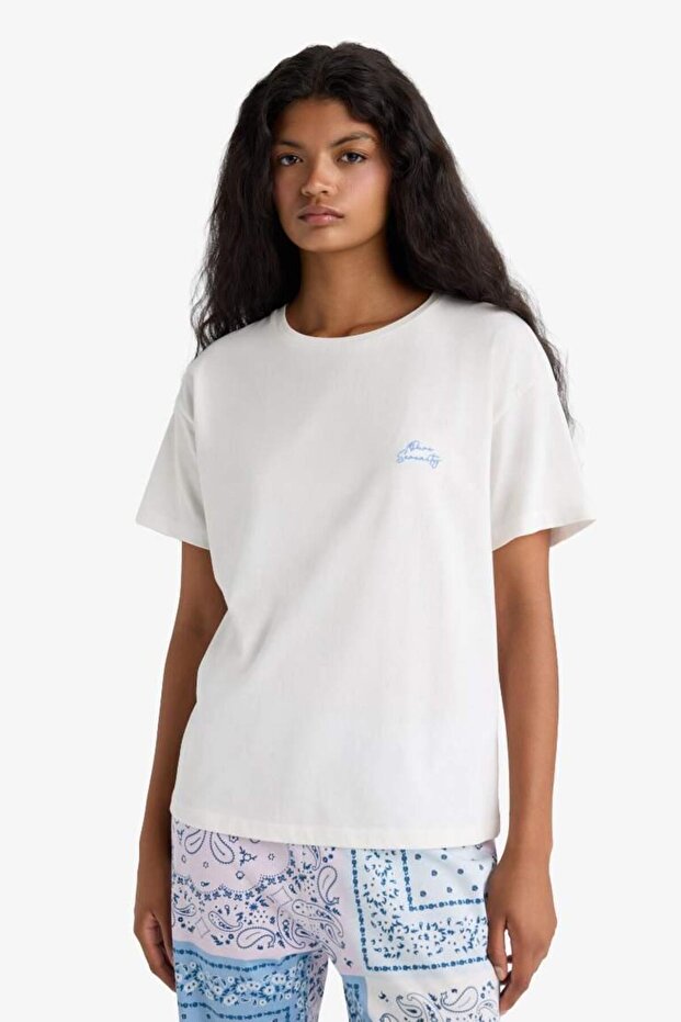 Pijama Takımı Regular Fit Kısa Kollu Üst Desenli Uzun Alt-Fall in Love (25 AU) - 4