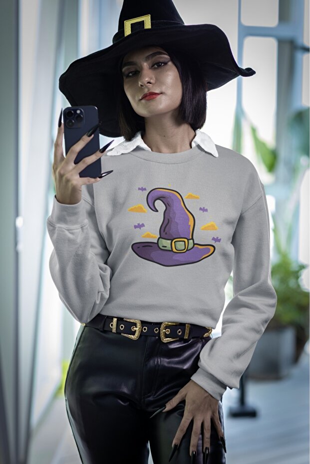 سترة رياضية بياقة دائرية مطبوعة بألوان متعددة من WIZARD HAT