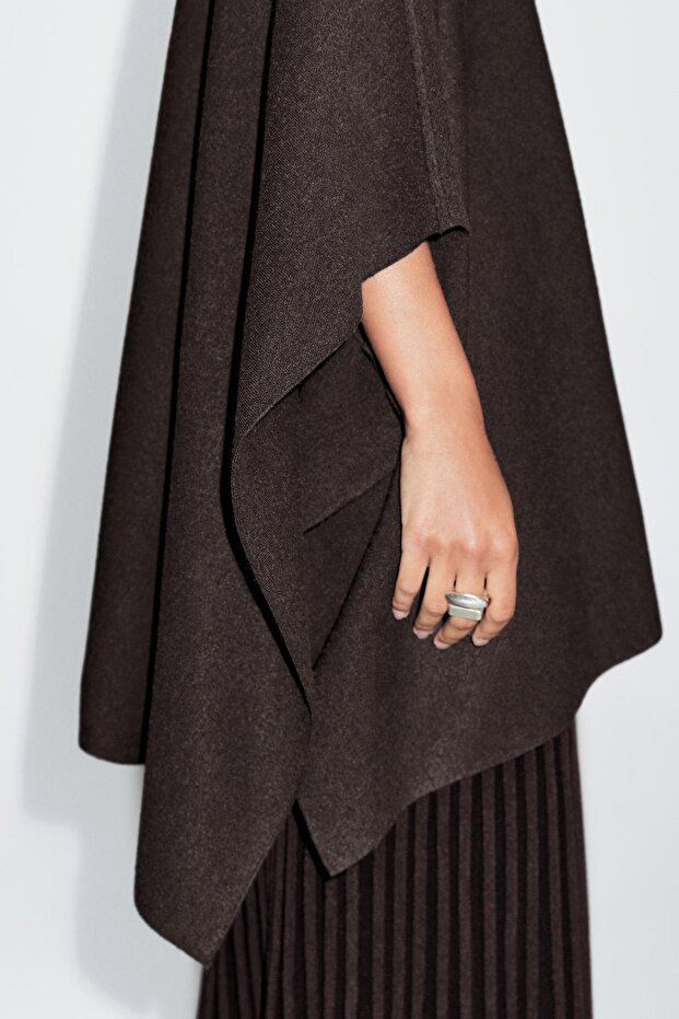 Dik yaka triko pelerin - 3