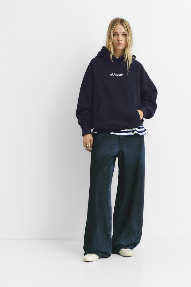 Yazılı mavi kapüşonlu sweatshirt - 3