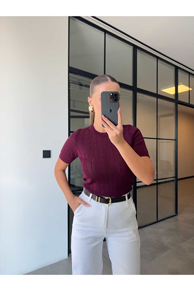 Openworked Half Sleeve Burgundy Knitwear