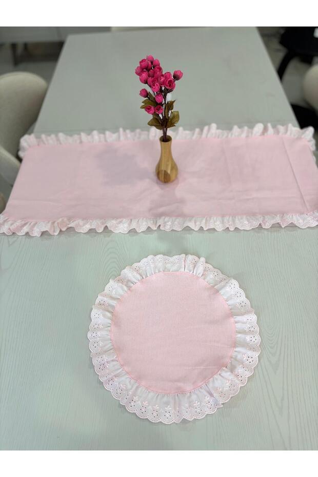 2 Piece Fisto Ruffled Set 1 Piece American Tablecloth + 1 Piece Ruffled Runner