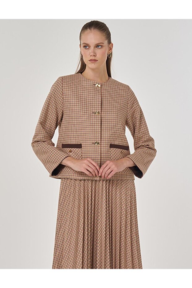 Plaid Pattern Jacket Tile - 1