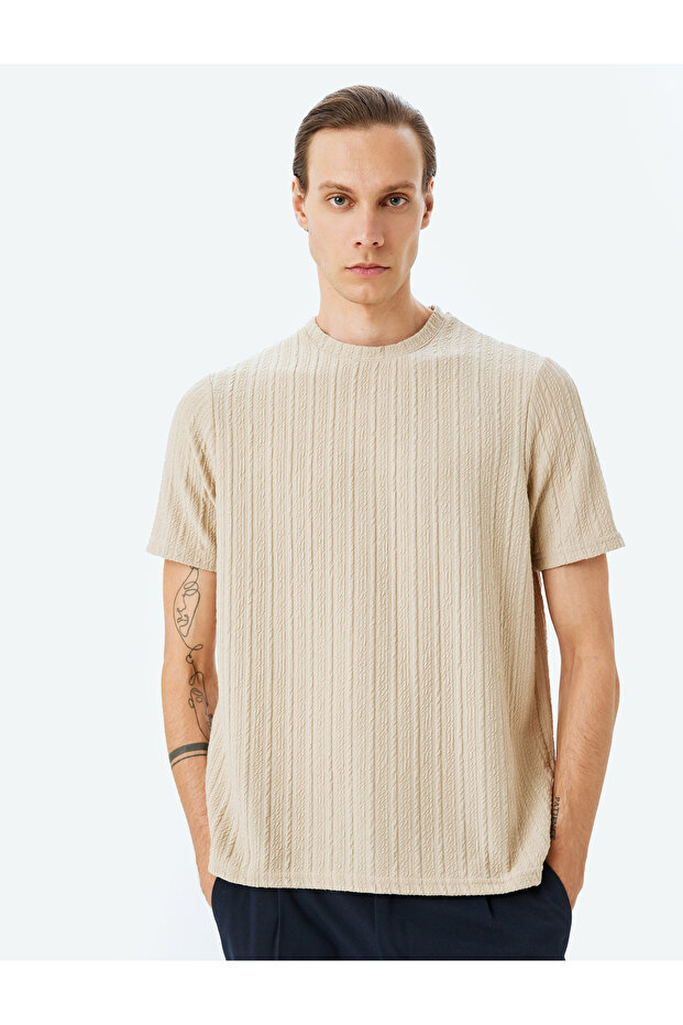 TRICOU BĂRBAȚI - 1