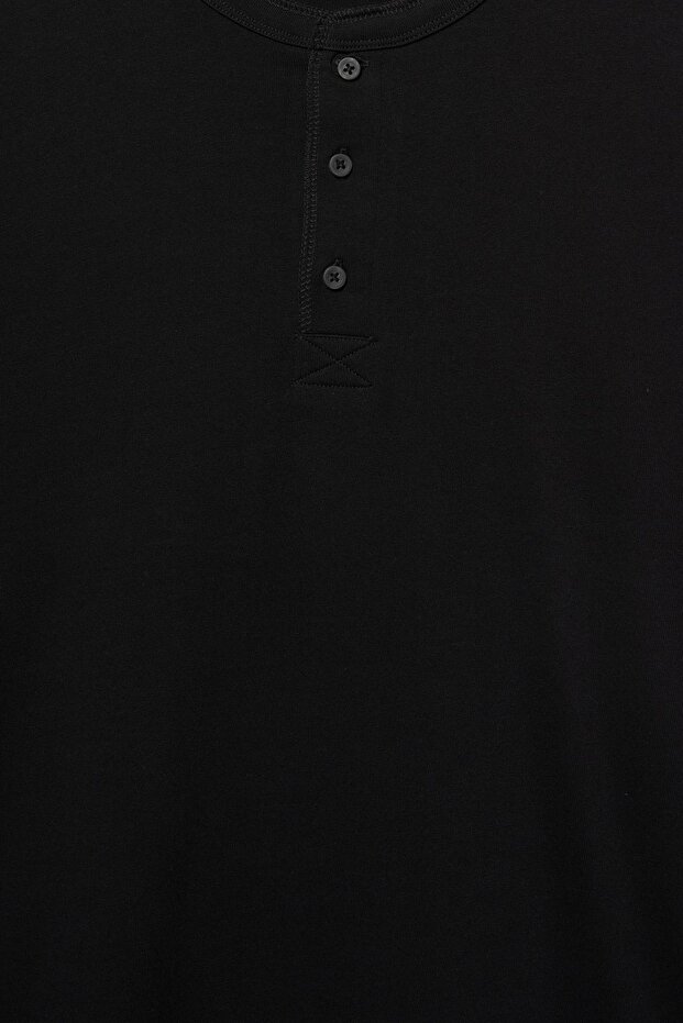 Düğmeli yaka düğmeli tişört - 7