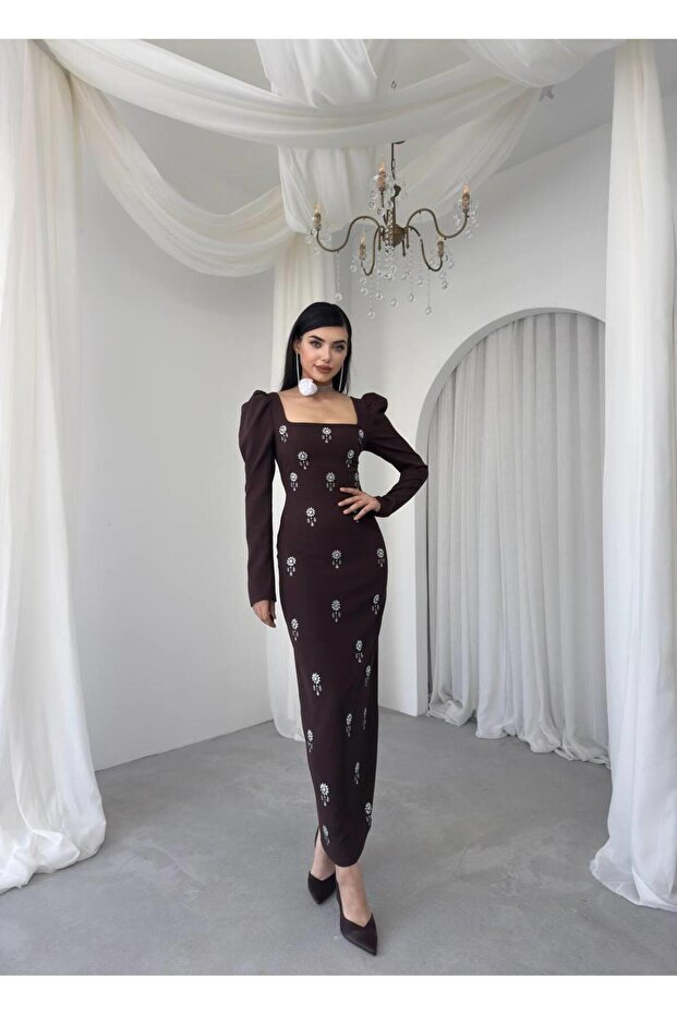 Pera Taş Detaylı Elbise - 4