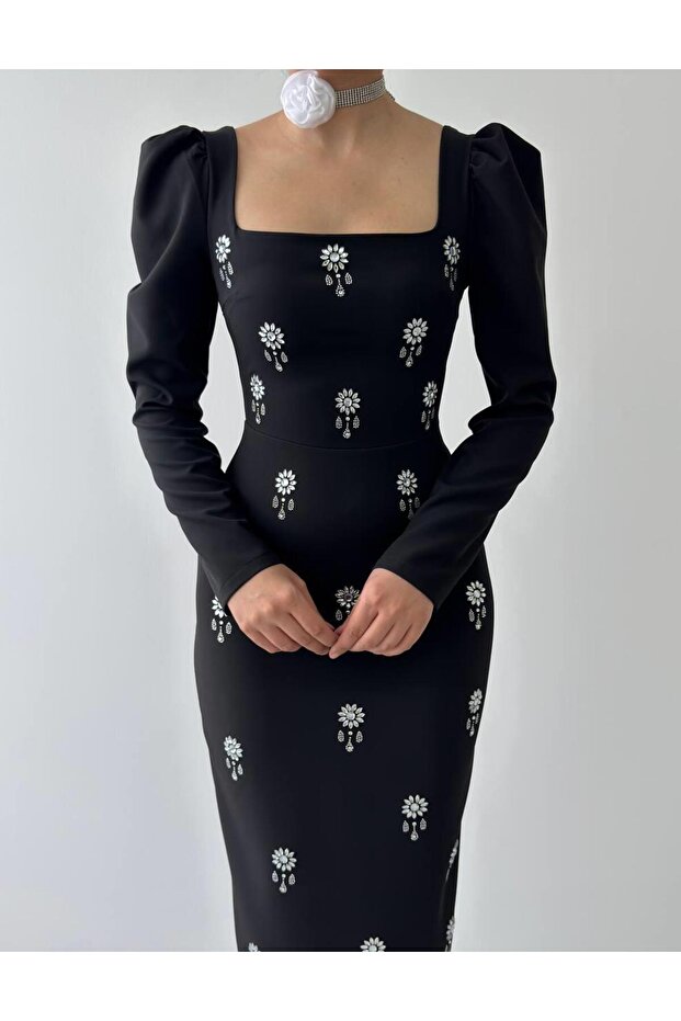 Pera Taş Detaylı Elbise - 1