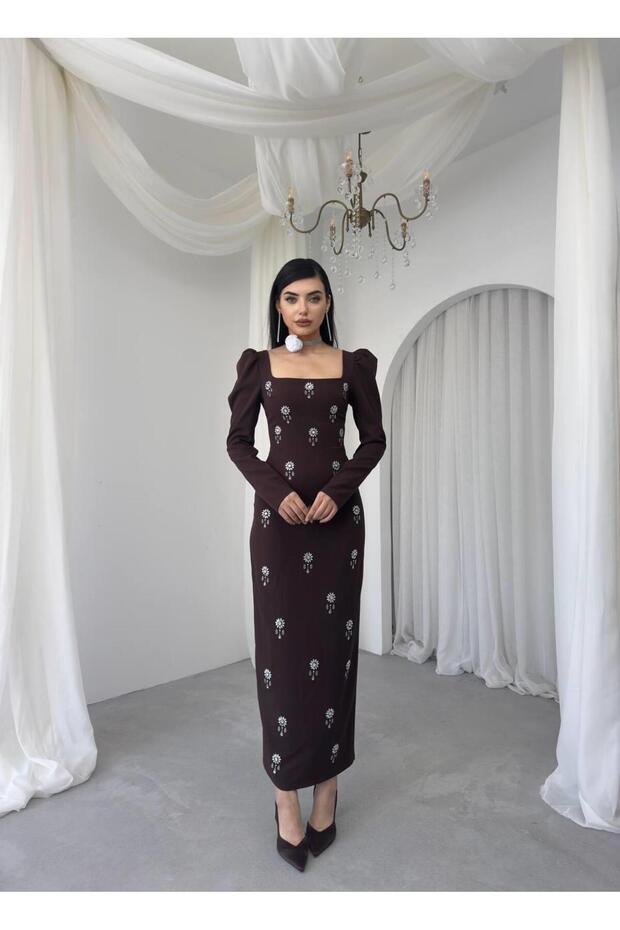 Pera Taş Detaylı Elbise - 5