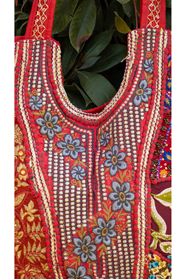 Hint İşlemeli Çantalar - 3