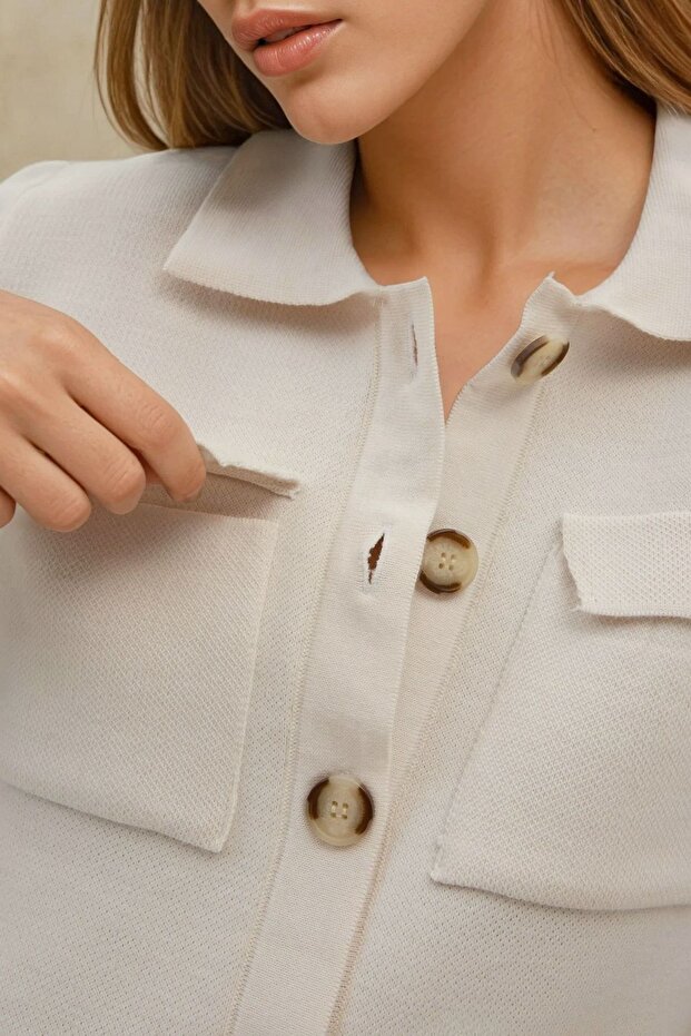 Düğmeli Cep Detaylı Triko Hırka - 3