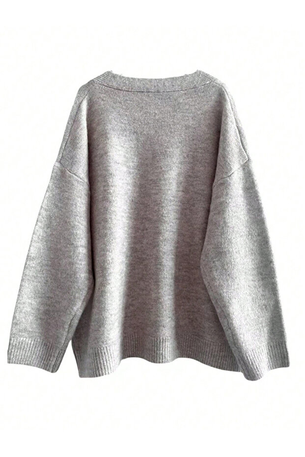 Plus Size Solid V Neck Knit Sweater - 3