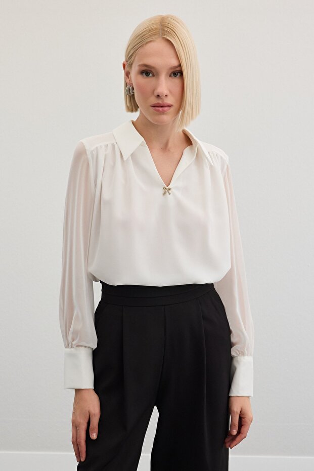 Lässige Bluse mit Accessoires - Ecru - 3