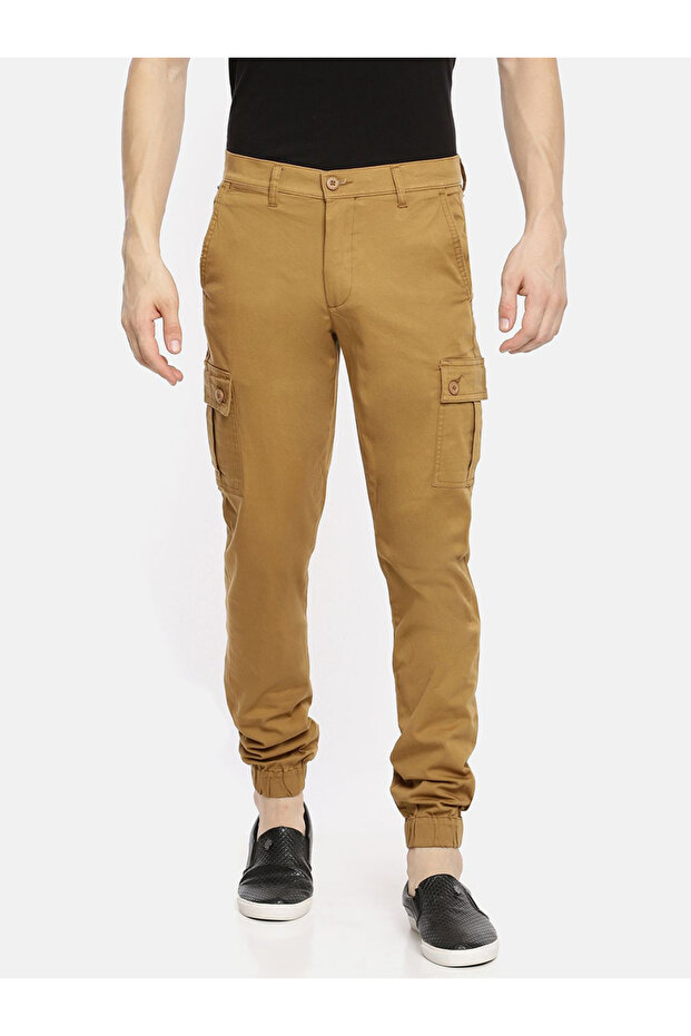 Men Brown Mid Rise Slim Fit Cargo Pants
