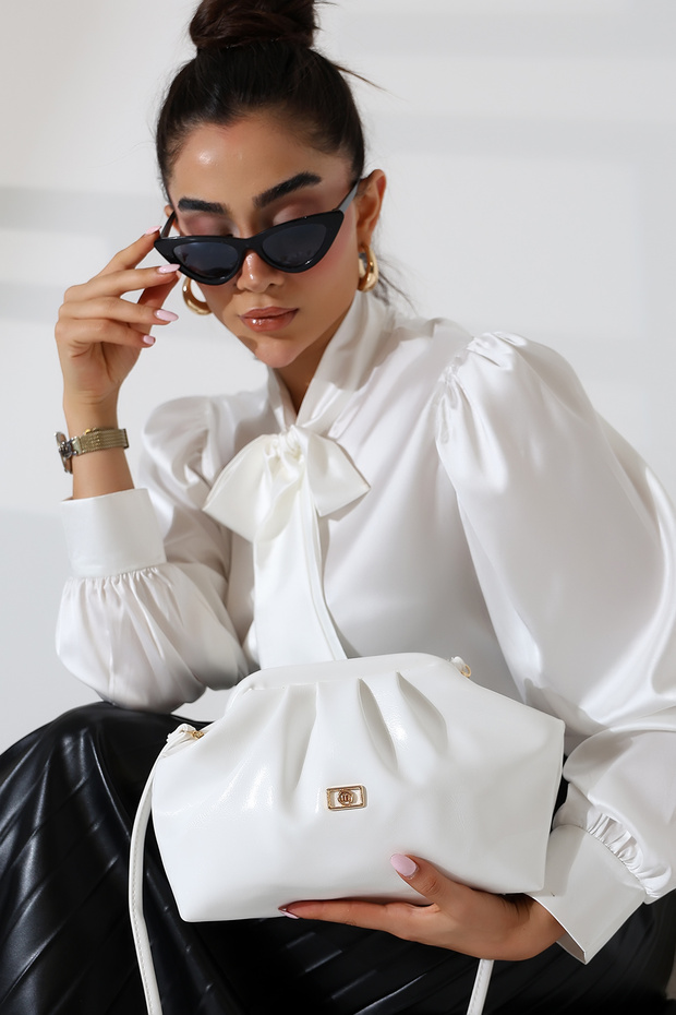 White Patent Leather Women's Portfolio Crossbody Bag and Modern Hand and Shoulder Bag That Can Be Held in the Hand
