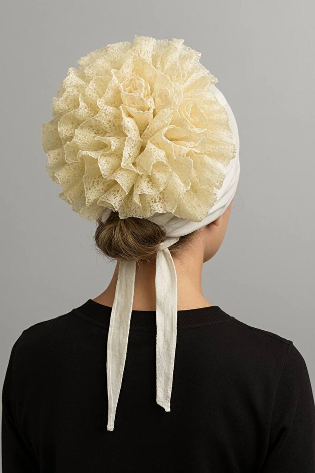 Ruffled Bonnet - 2
