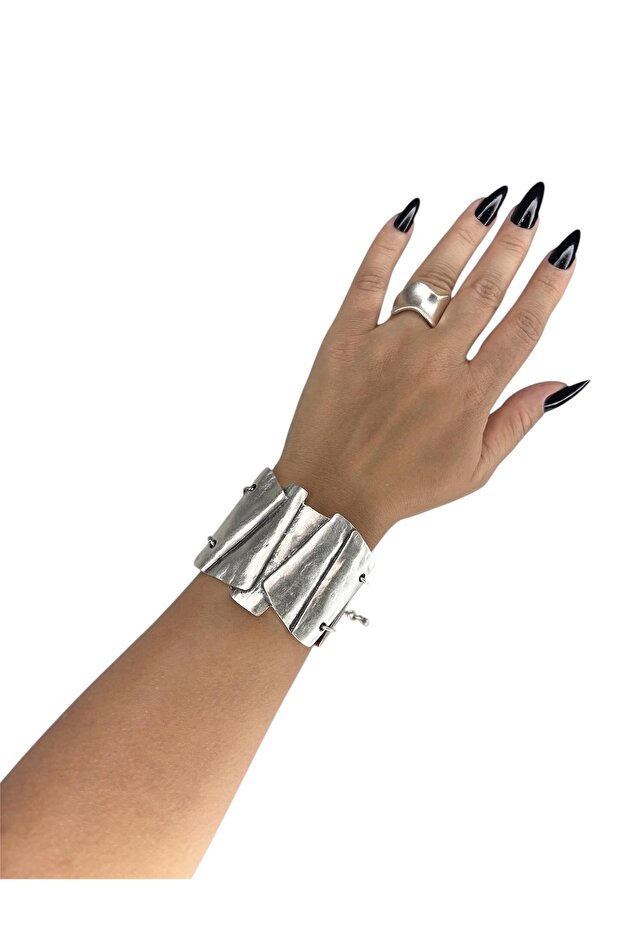 Silver Plated, Adjustable, Unisex, Bracelet-Ring Set (Folded Paper Look, Antique Silver)