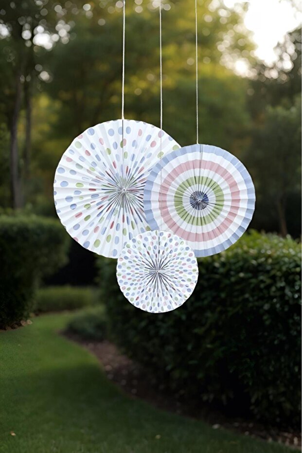 3-Piece Wheel Ornament with Points