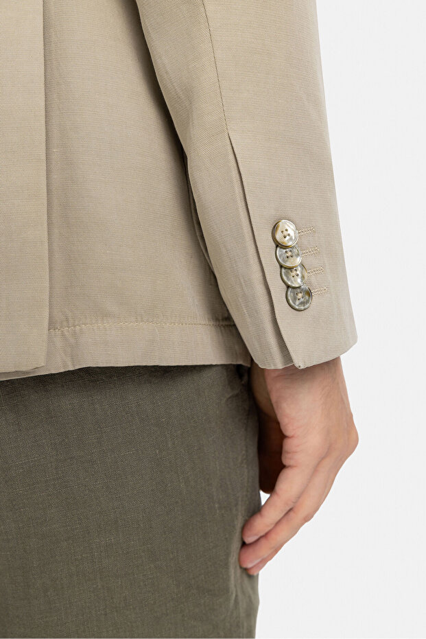 EKRU DÜĞMELİ CEKET - 5