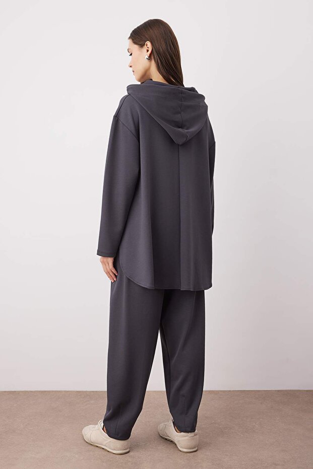 Antrasit Silky İnterlok Yumuşak Kumaş Ekstra Geniş Örme Eşofman Takımı TCTAW26EN00005 - 4