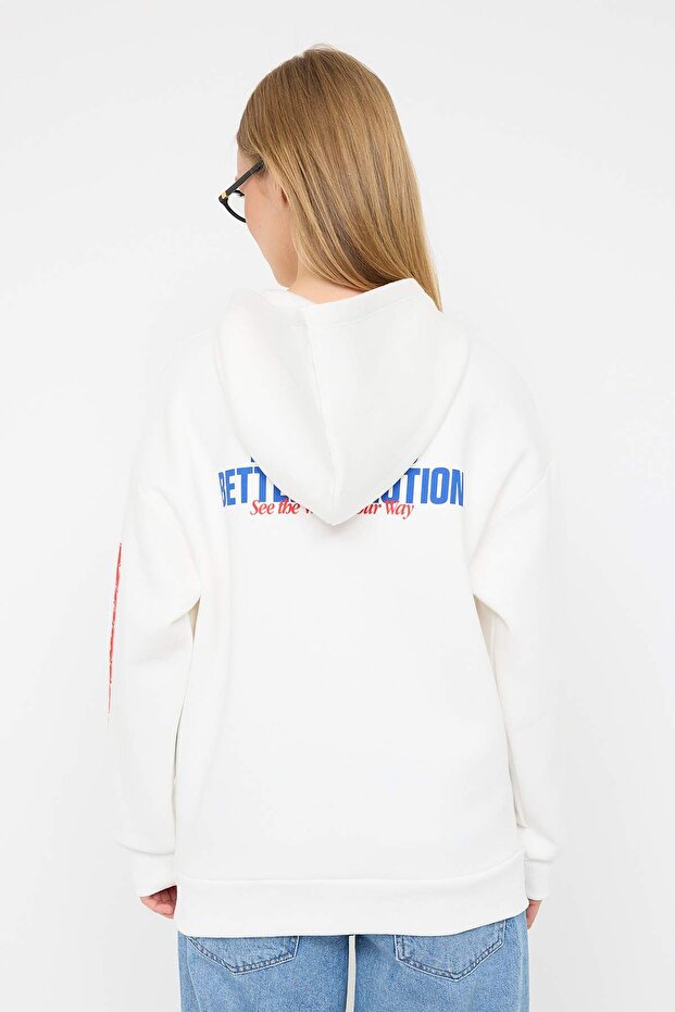 Teen Ekru Oversize/Geniş Kalıp Slogan Baskılı Kalın İçi Polarlı Örme Sweatshirt TWOAW26SW00163 - 4